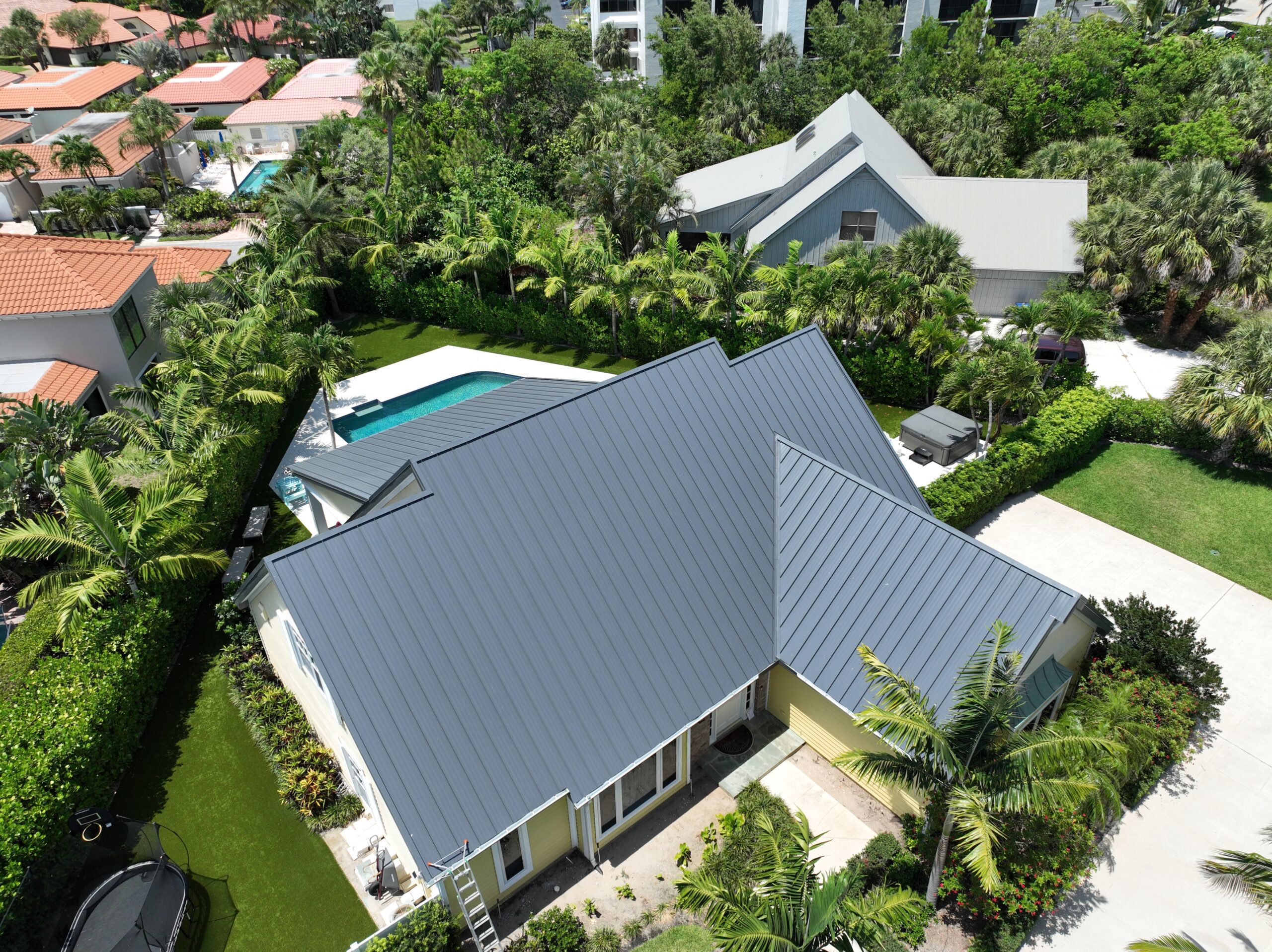 A Metal Roof Built to Last in Jupiter Beach, Florida 2