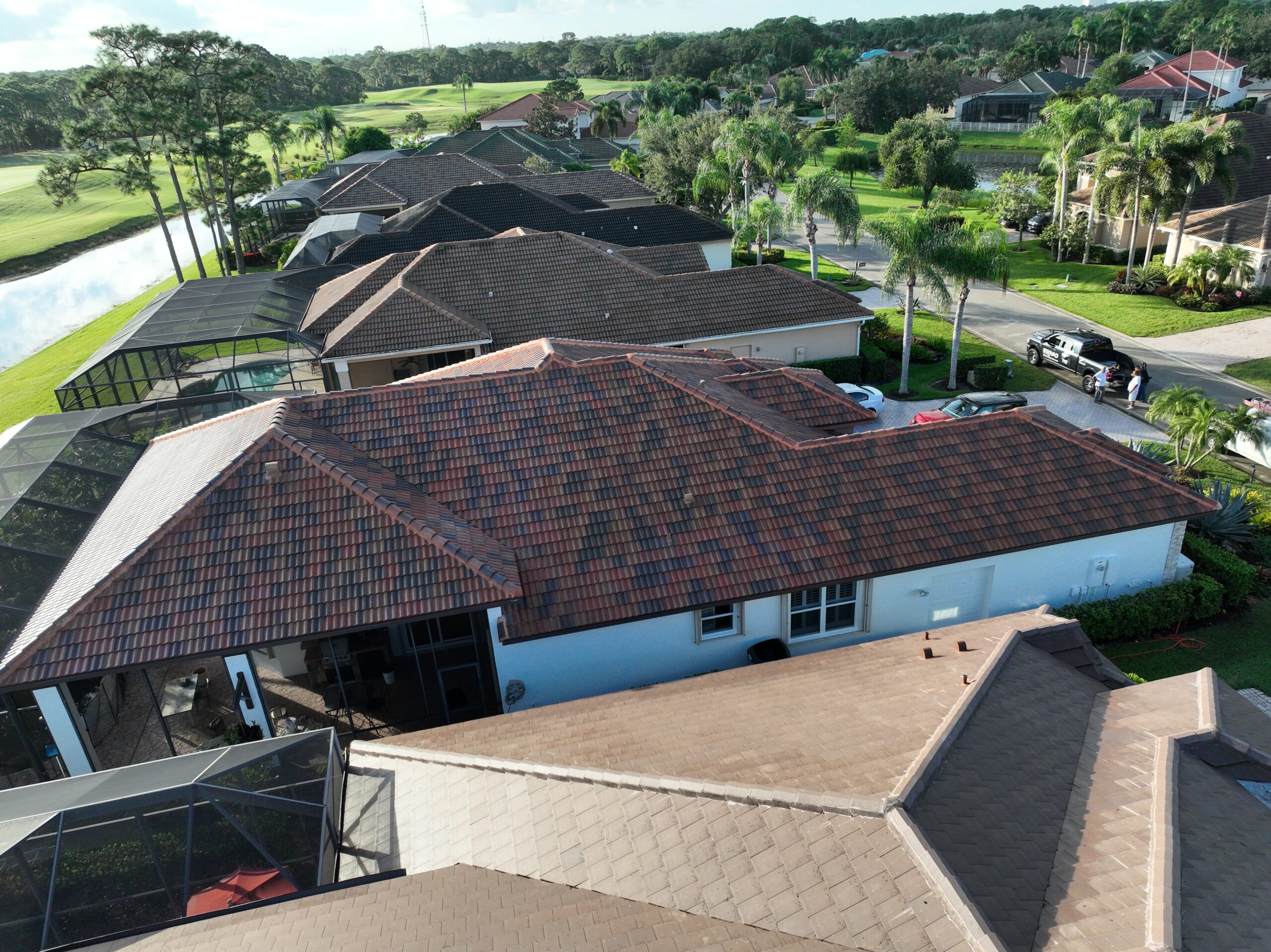 defaultA Warm Tile Roof Transformation in Palm Beach, Florida 5